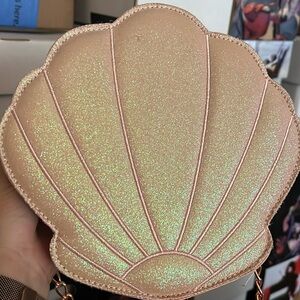 Too many bags to move to smaller place. Downsizing my bag collection.